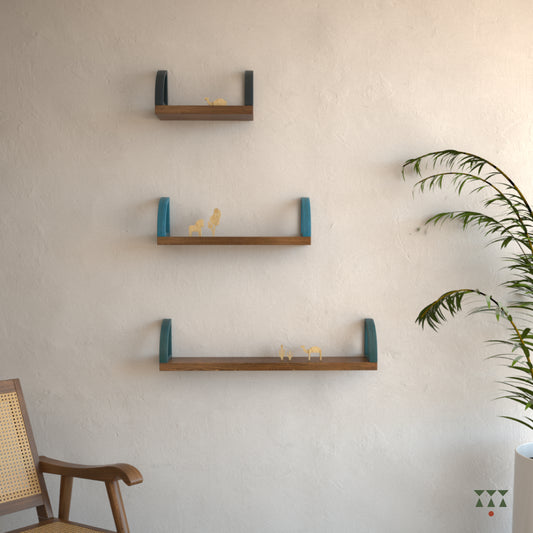 Poco | Architectural wooden shelves