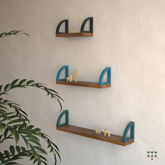 Poco | Architectural wooden shelves