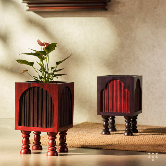 Kupa Rupa, artisanal wooden planters