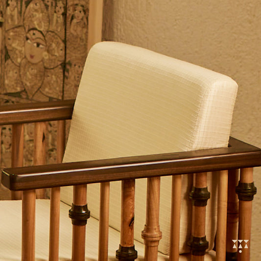 Ferry Lux | Solid wood armchair