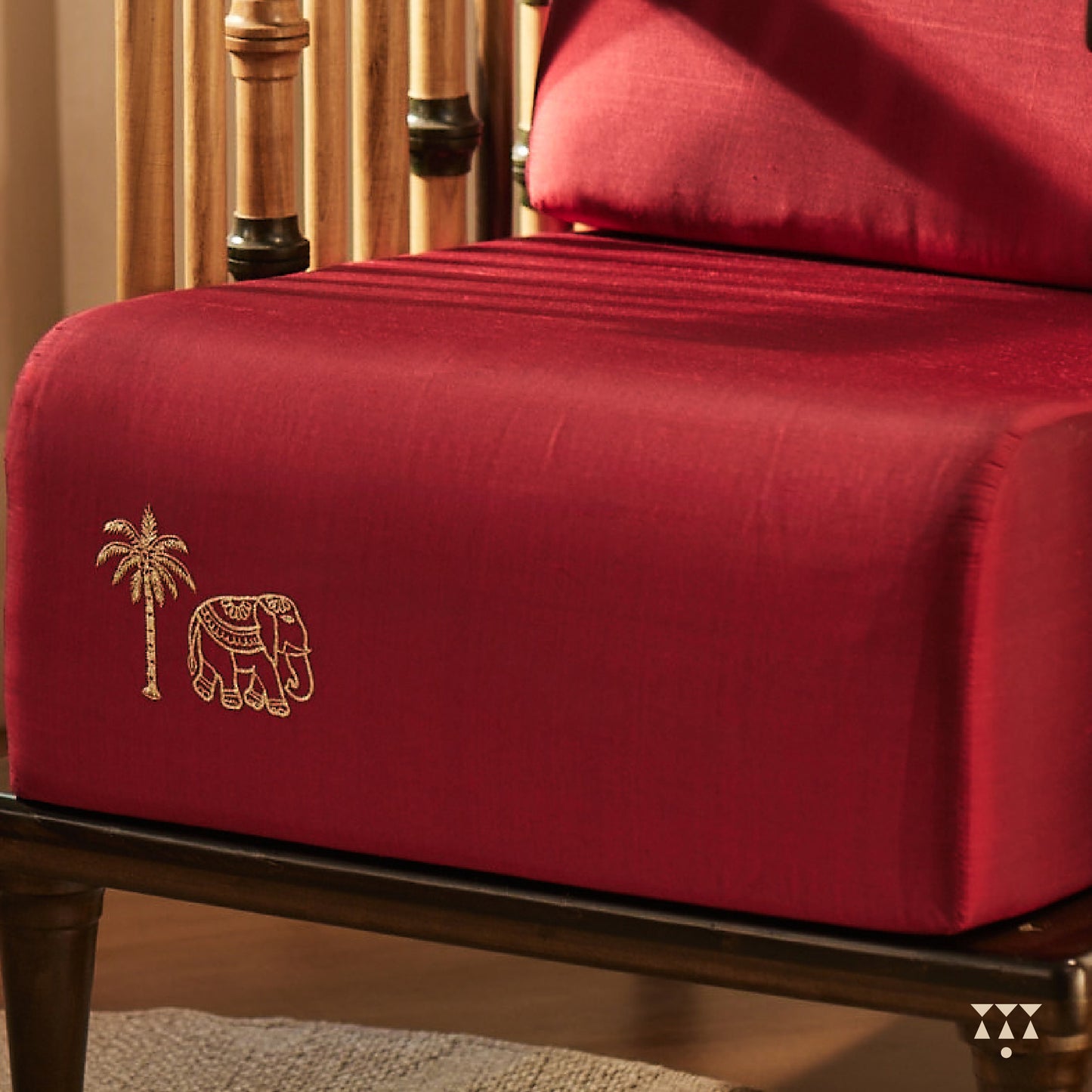 Ferry Lux | Handcrafted wooden armchair
