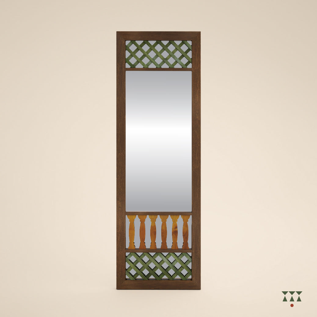 Leela Mirror