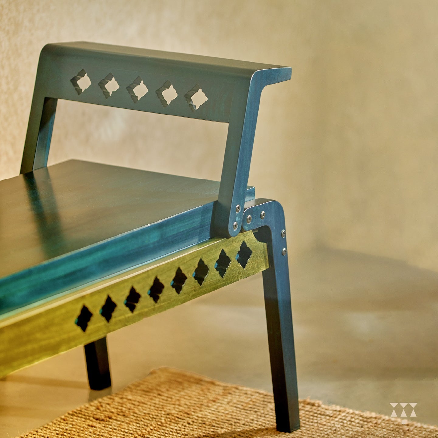 Mento Bench (Blue)