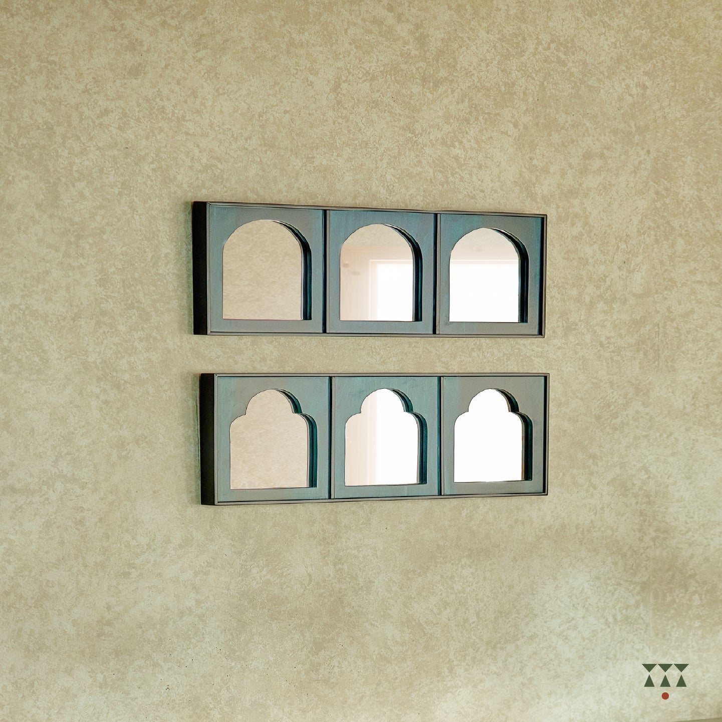 Mia & Nia Mirrors