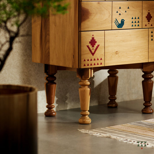 Piku, a handcrafted wooden chest