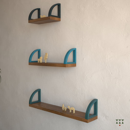 Poco | Architectural wooden shelves