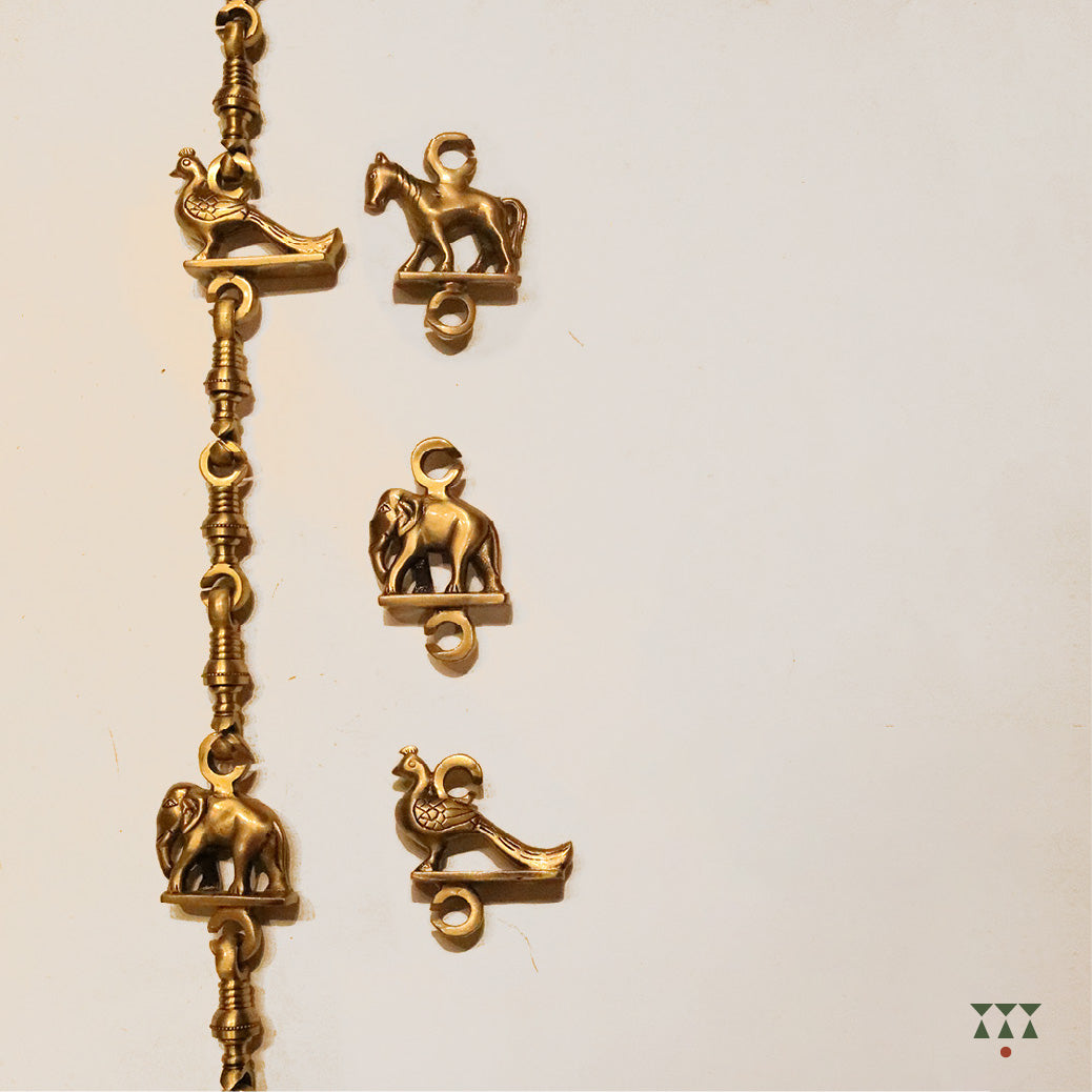 Vrisa Raga, a traditional Swing for home
