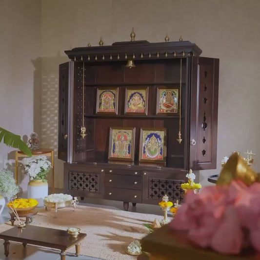Vignaharta, a traditional wooden Mandir design